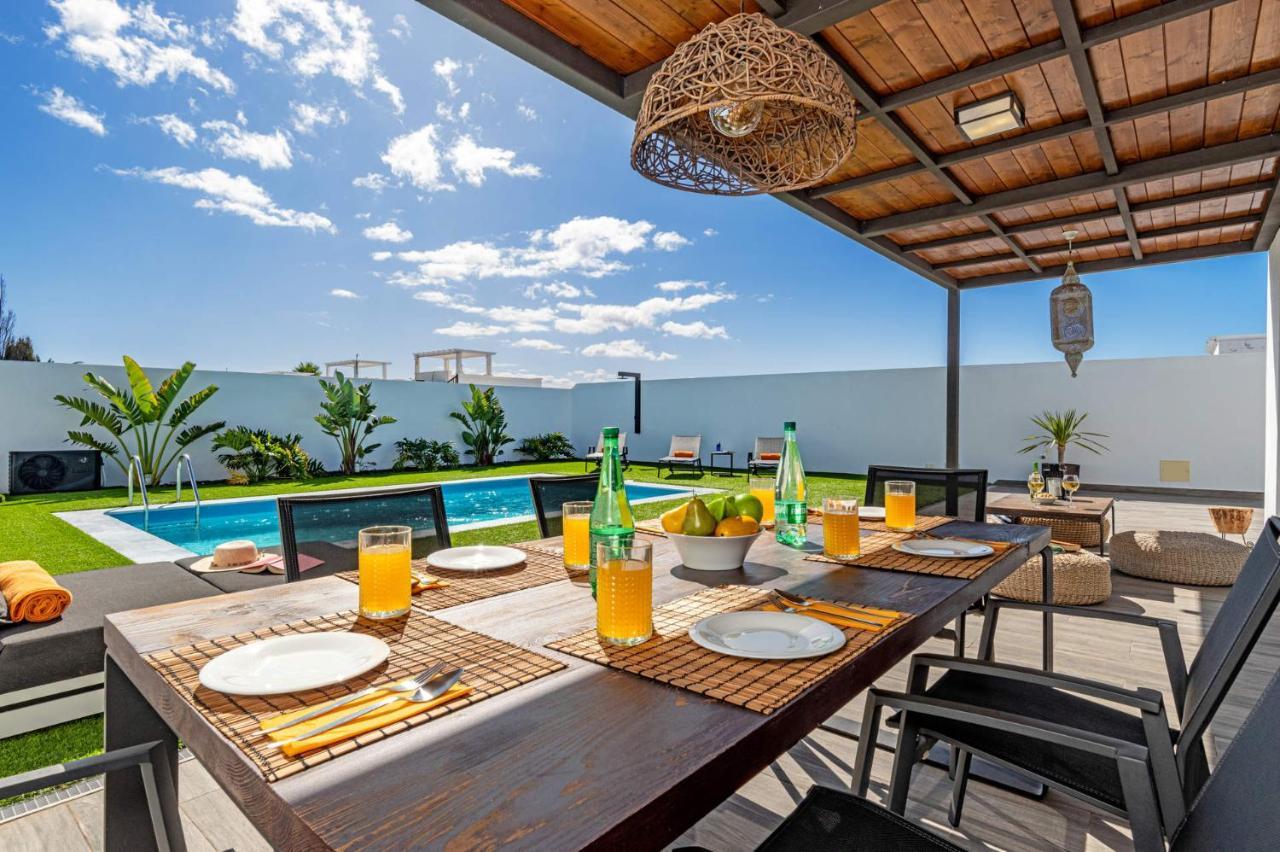 Villa Natalia By Villa Plus Playa Blanca  Exterior photo