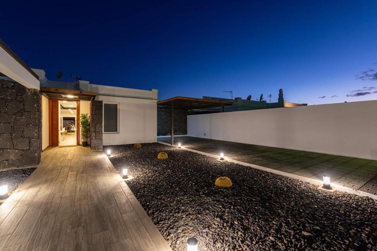 Villa Natalia By Villa Plus Playa Blanca  Exterior photo